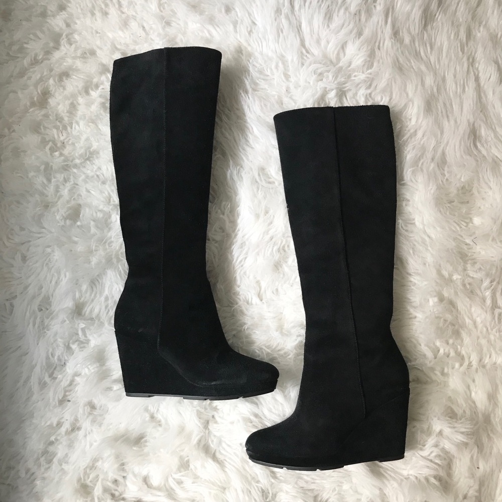 Brand New Via Spiga Suede Boots Size 6